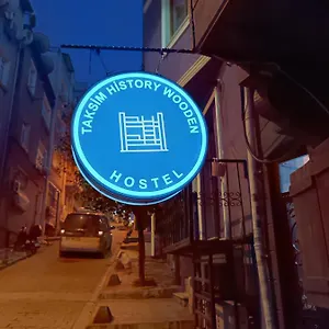 Taksim History Wooden Хостел