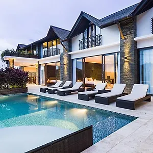 14-palms.hotelsseminyak.net/